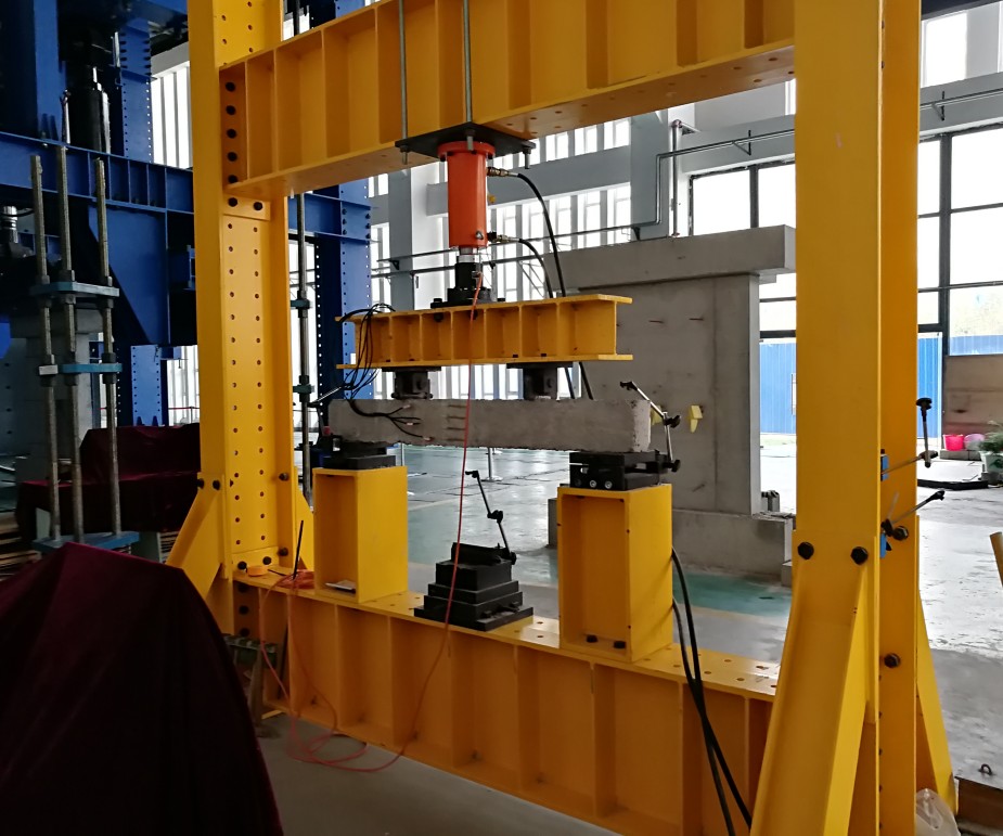 結(jié)構(gòu)工程梁柱教學(xué)試驗(yàn)系統(tǒng)1.JPG